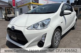 toyota aqua 2016 CFJ1406562
