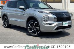 mitsubishi outlander-phev 2022 CFJ1590196