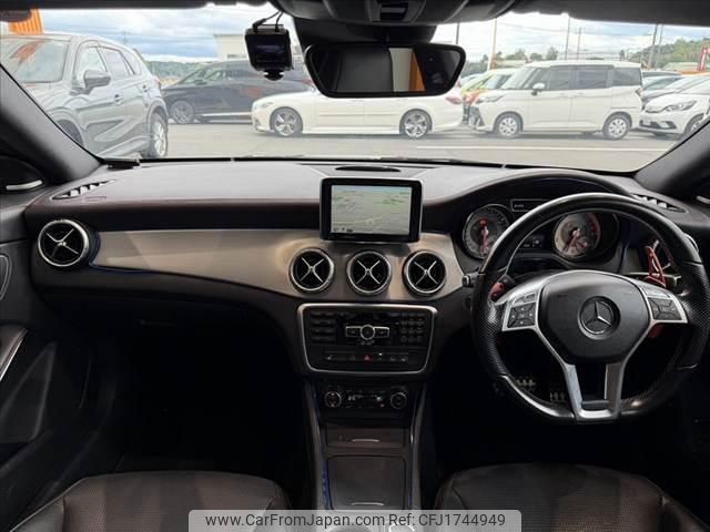 mercedes-benz cla-class 2014 CFJ1744949 image 2