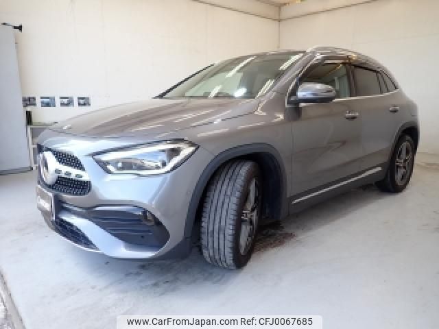 mercedes-benz gla-class 2023 quick_quick_3DA-247713M_W1N2477132J527373 image 1