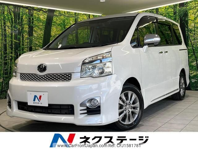 toyota voxy 2012 CFJ1581781 image 1