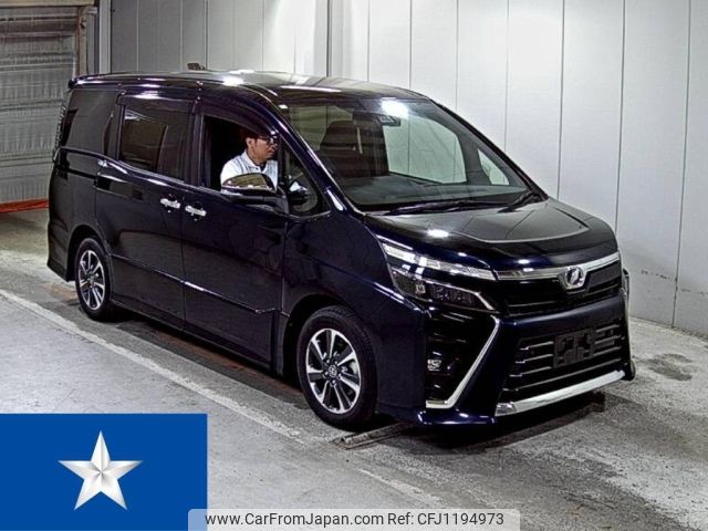 toyota voxy 2019 -TOYOTA--Voxy ZRR80W--ZRR80-0495714---TOYOTA--Voxy ZRR80W--ZRR80-0495714- image 1