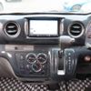 nissan nv350-caravan-van 2015 quick_quick_LDF-VW6E26_VW6E26-013031 image 17