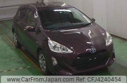 toyota aqua 2015 -TOYOTA--AQUA NHP10--2427377---TOYOTA--AQUA NHP10--2427377-