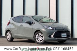 toyota aqua 2022 -TOYOTA--AQUA 6AA-MXPK11--MXPK11-2071587---TOYOTA--AQUA 6AA-MXPK11--MXPK11-2071587-