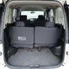 nissan serena 2009 K00221 image 29