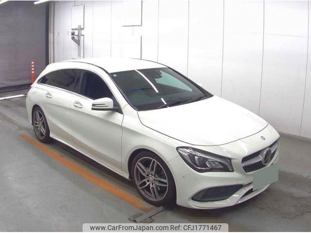 mercedes-benz cla-class 2017 CFJ1771467 image 1