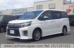 toyota voxy 2017 GOO_JP_700080015330250615001