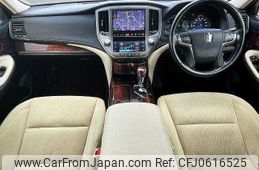 toyota crown 2013 504928-927143