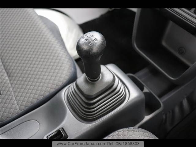 nissan nt100-clipper-truck 2019 CFJ1868803 image 2