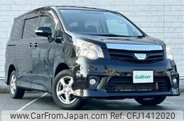 toyota noah 2013 -TOYOTA--Noah DBA-ZRR75W--ZRR75-0110933---TOYOTA--Noah DBA-ZRR75W--ZRR75-0110933-