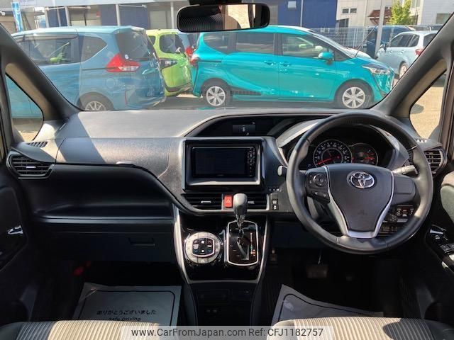 toyota voxy 2018 quick_quick_ZRR80W_ZRR80-0430703 image 2