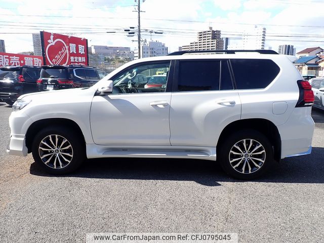 toyota land-cruiser-prado 2017 25010708 image 2