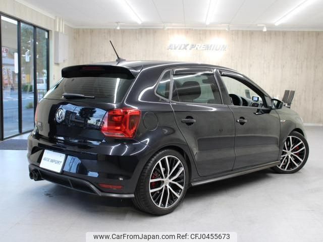 volkswagen polo-gti 2017 quick_quick_6RDAJ_WVWZZZ6RZHY188240 image 2