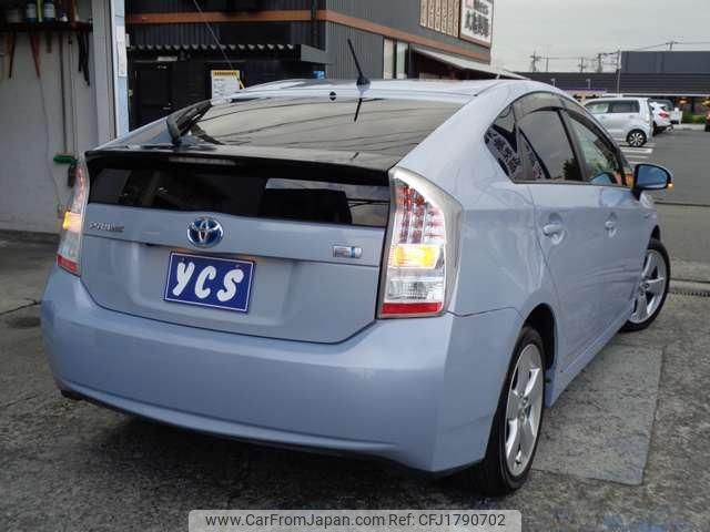 toyota prius 2010 CFJ1790702 image 2