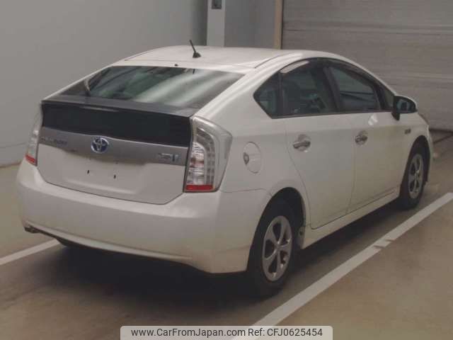 toyota prius-phv 2013 -TOYOTA--Prius PHV DLA-ZVW35--ZVW35-3044704---TOYOTA--Prius PHV DLA-ZVW35--ZVW35-3044704- image 2