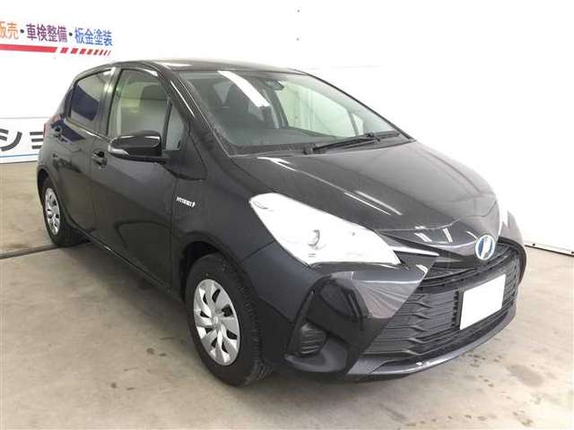 Used TOYOTA VITZ 2018 CFJ3255680 in good condition for sale