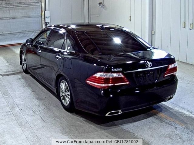 toyota crown 2011 CFJ1781002 image 2