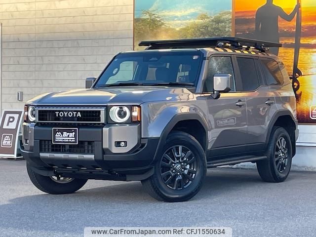 toyota land-cruiser-wagon 2024 CFJ1550634 image 1