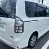 toyota voxy 2012 CFJ1557877 image 5