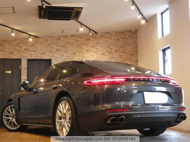 porsche panamera 2018 quick_quick_G2J30A_WP0ZZZ97ZJL110680 image 2