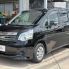 toyota noah 2013 CFJ1575172 image 13