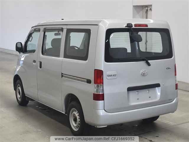 toyota townace-van undefined CFJ1669352 image 2