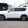 lexus lx 2022 25631902 image 2