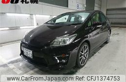 toyota prius 2013 CFJ1374753