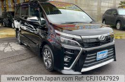 toyota voxy 2018 -TOYOTA--Voxy ZRR80W--0407093---TOYOTA--Voxy ZRR80W--0407093-
