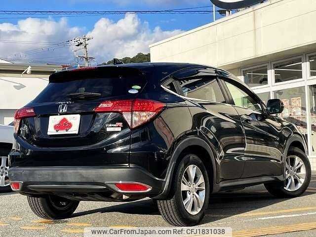 honda vezel 2014 CFJ1831038 image 2