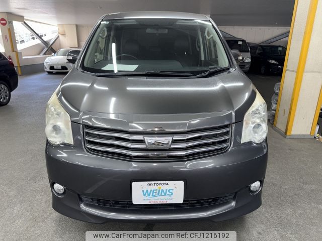 toyota noah 2011 AF-ZRR70-0443016 image 2