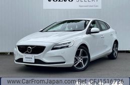 volvo v40 2018 CFJ1516726