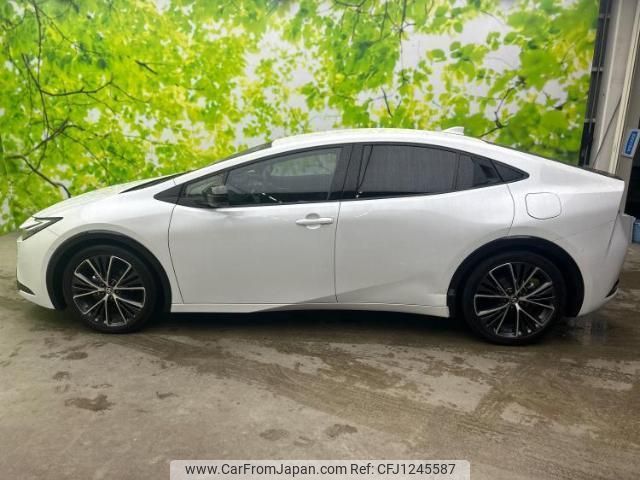 toyota prius 2023 quick_quick_6AA-MXWH60_MXWH60-4036834 image 2