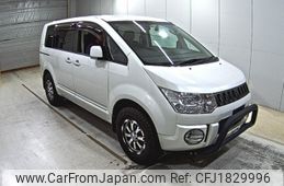 mitsubishi delica-d5 2011 CFJ1829996