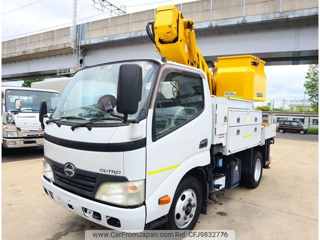 hino dutro 2010 -HINO--Hino Dutoro BDG-XZU304X--XZU304-1010290---HINO--Hino Dutoro BDG-XZU304X--XZU304-1010290- image 1