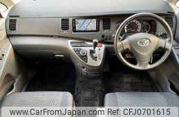 toyota isis 2007 504928-927579