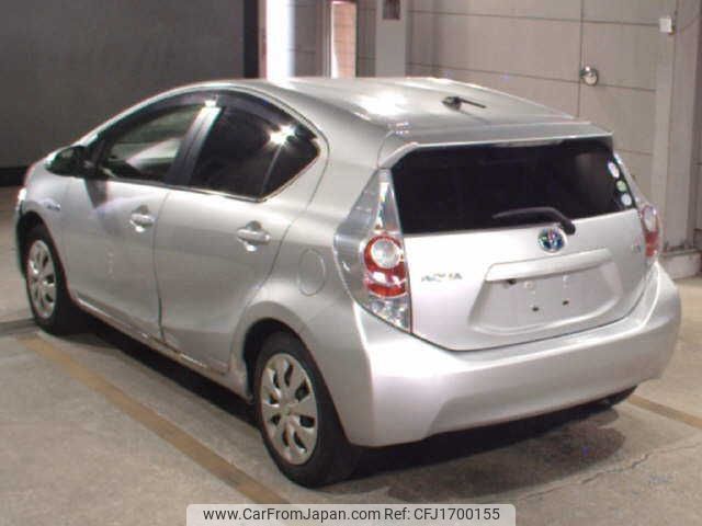 toyota aqua 2014 CFJ1700155 image 2
