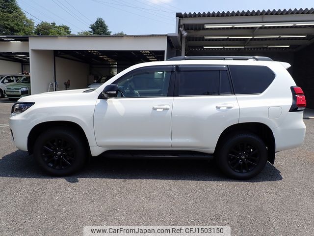 toyota land-cruiser-prado 2022 CFJ1503150 image 2