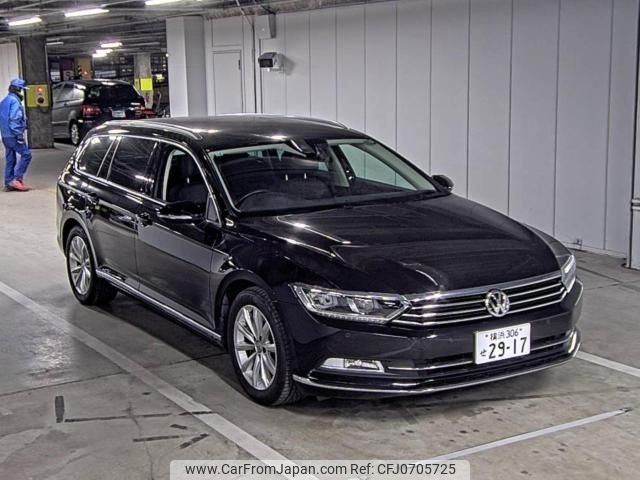 volkswagen passat-variant 2017 -VOLKSWAGEN--VW Passat Variant WVWZZZ3CZJE059460---VOLKSWAGEN--VW Passat Variant WVWZZZ3CZJE059460- image 1