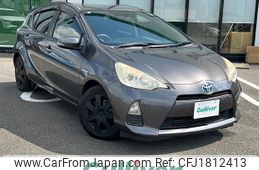toyota aqua 2012 CFJ1812413