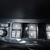 toyota hilux 2018 646828-N2024100230F-24 image 27