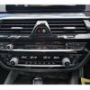 bmw 5-series 2017 GOO_JP_700080300530250716001 image 34