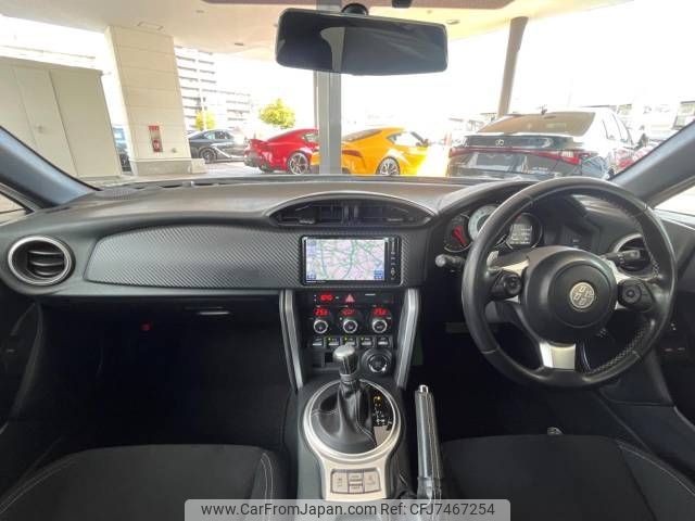 toyota 86 2017 -TOYOTA--86 DBA-ZN6--ZN6-072542---TOYOTA--86 DBA-ZN6--ZN6-072542- image 2