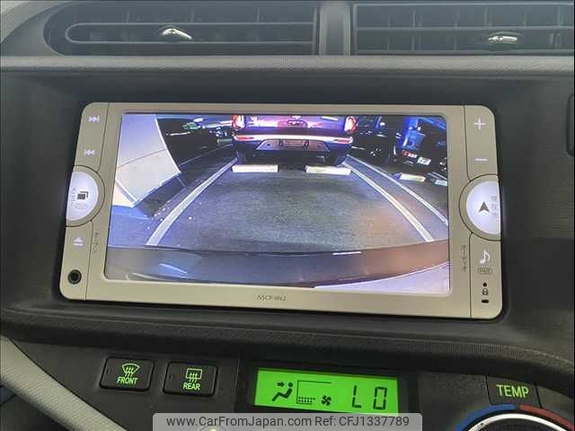 toyota aqua 2013 -TOYOTA--AQUA DAA-NHP10--NHP10-6185868---TOYOTA--AQUA DAA-NHP10--NHP10-6185868- image 2