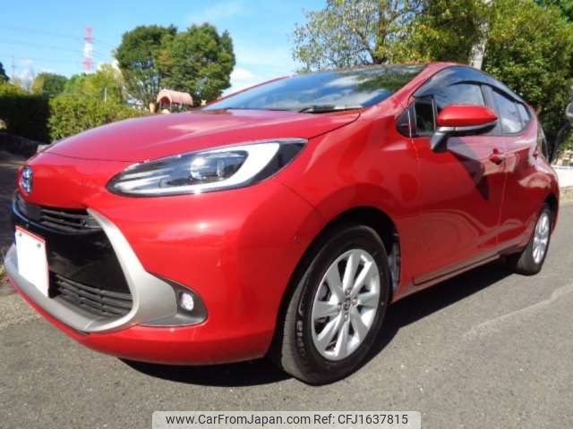 toyota aqua 2024 CFJ1637815 image 1
