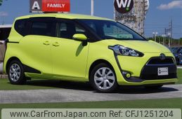 toyota sienta 2015 -TOYOTA--Sienta DBA-NSP170G--NSP170-7020305---TOYOTA--Sienta DBA-NSP170G--NSP170-7020305-