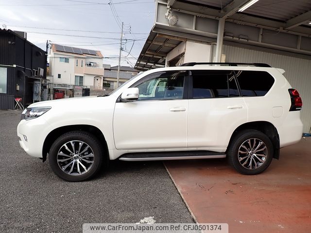 toyota land-cruiser-prado 2021 24232304 image 2