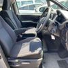 toyota voxy 2018 -TOYOTA--Voxy DBA-ZRR85G--ZRR85-0098648---TOYOTA--Voxy DBA-ZRR85G--ZRR85-0098648- image 6
