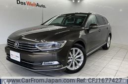 volkswagen passat-variant 2018 CFJ1677427